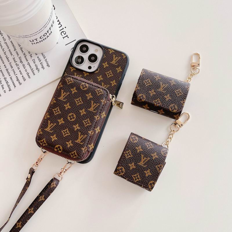 LV iphone shell (1)