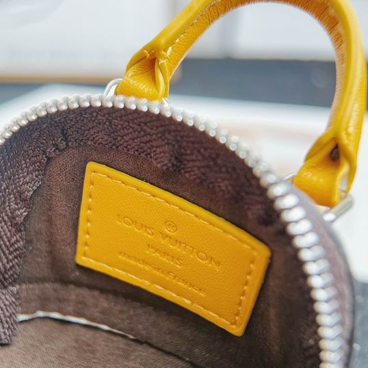 LV keyring 01lyh05 (18)