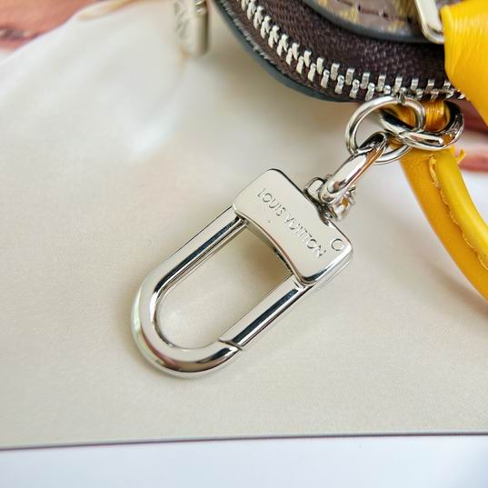 LV keyring 01lyh05 (19)
