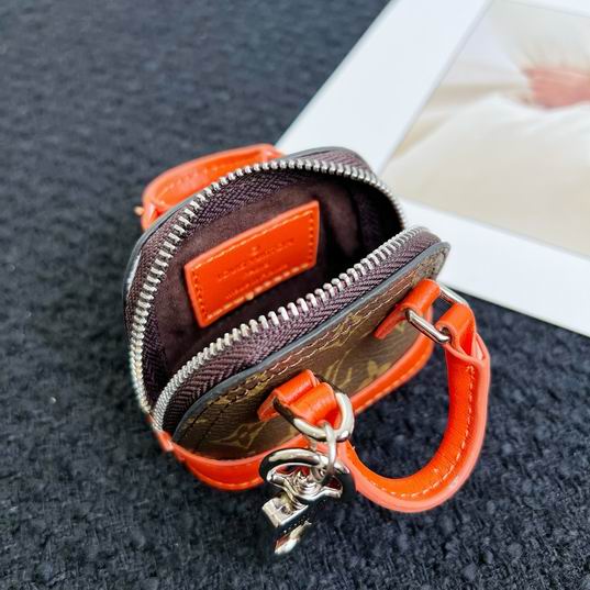 LV keyring 01lyh05 (23)