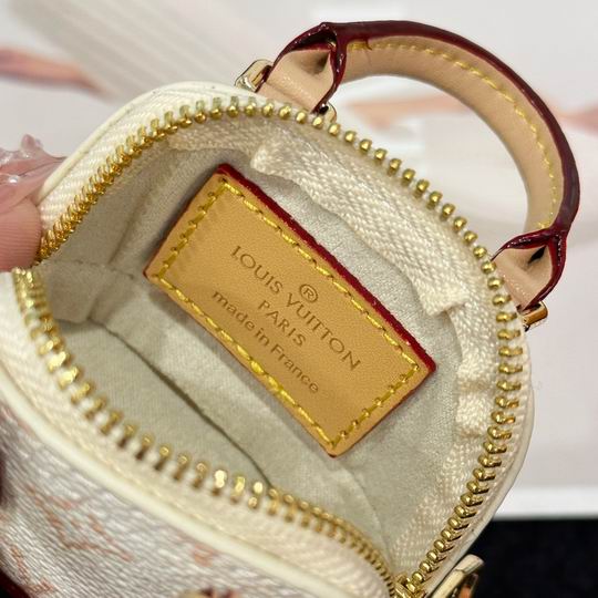 LV keyring 01lyh07 (8)