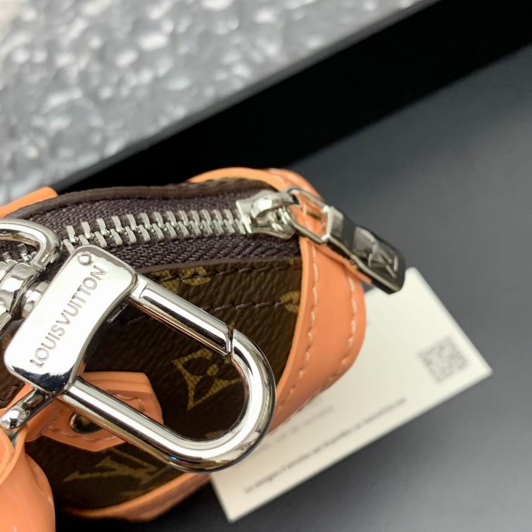 LV keyring 12lyh02 (28)