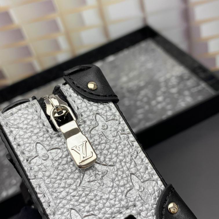 LV keyring 12lyh03 (24)