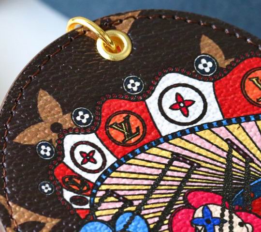 LV keyring 12lyh10 (7)