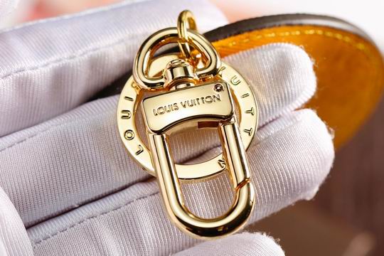 LV keyring 12lyh11 (6)