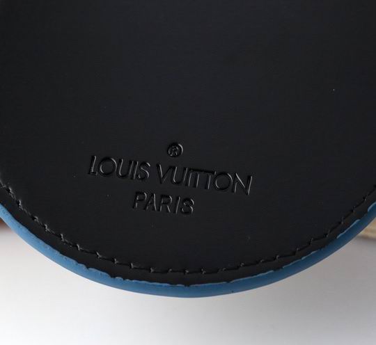 LV keyring 12lyh17 (8)