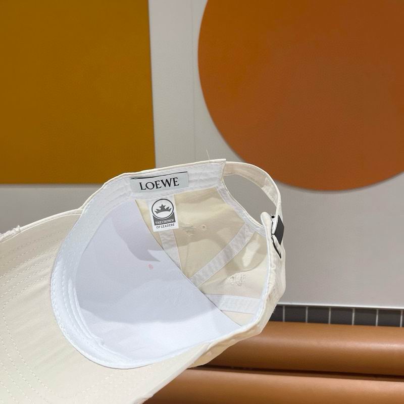 Loewe cap (12)