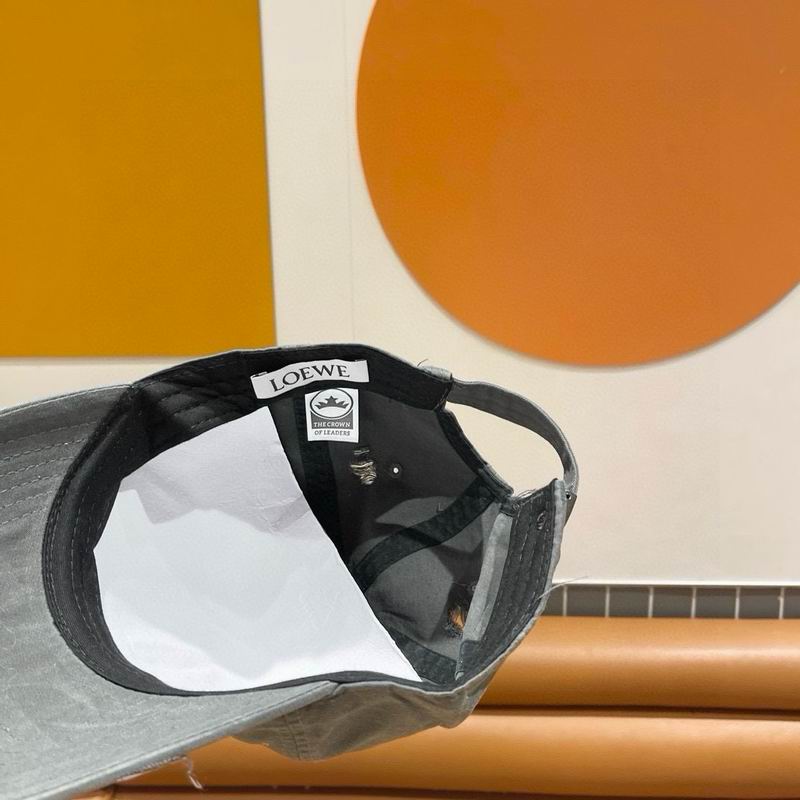 Loewe cap (2)