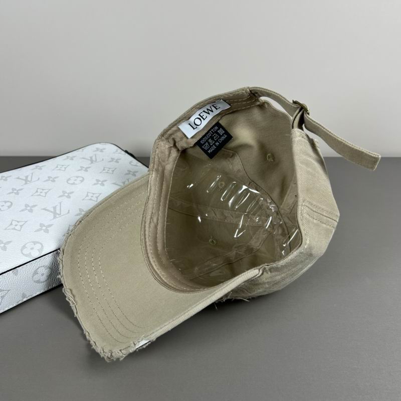 Loewe cap dx (2)