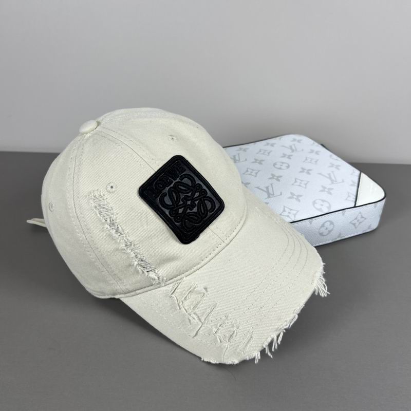 Loewe cap dx (25)