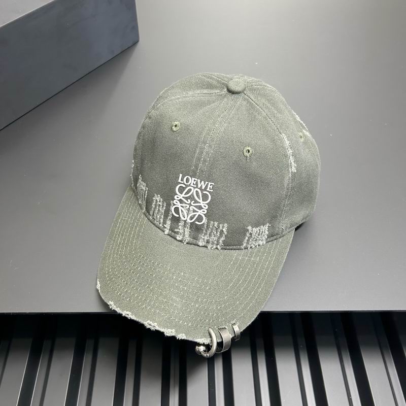Loewe cap dx (31)