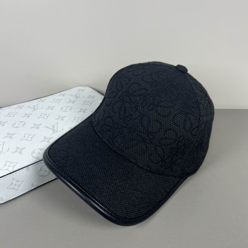 Loewe cap dx (38)