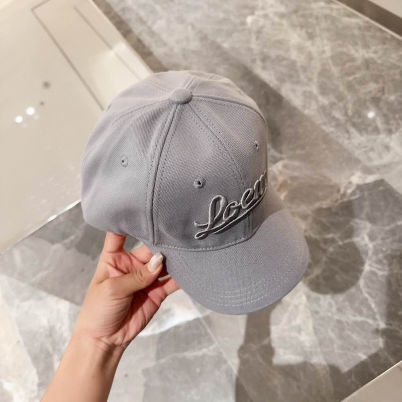 Loewe cap dx (4)