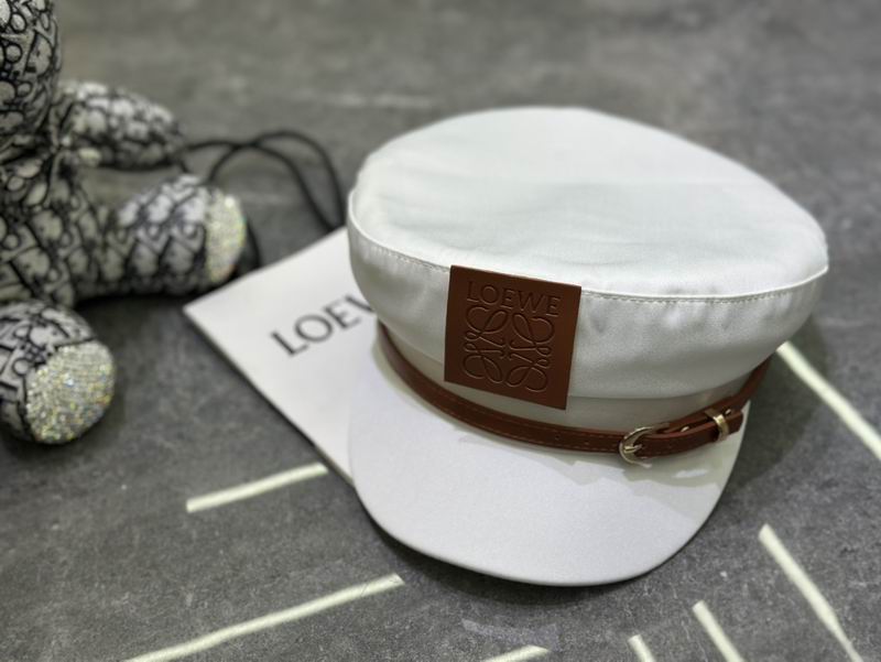 Loewe cap dx (9)