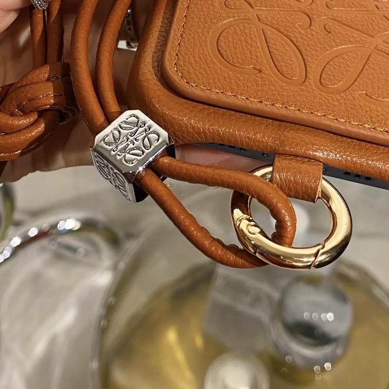 Loewe iphone 11-15pro max (3)