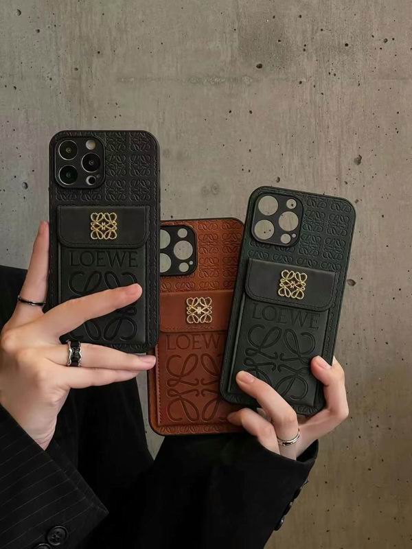 Loewe iphone 16Pro max  (3)