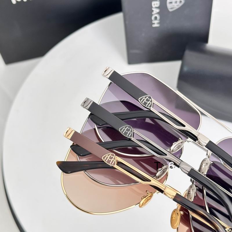 MAYBACH MODELZ2 61 14-145 e07