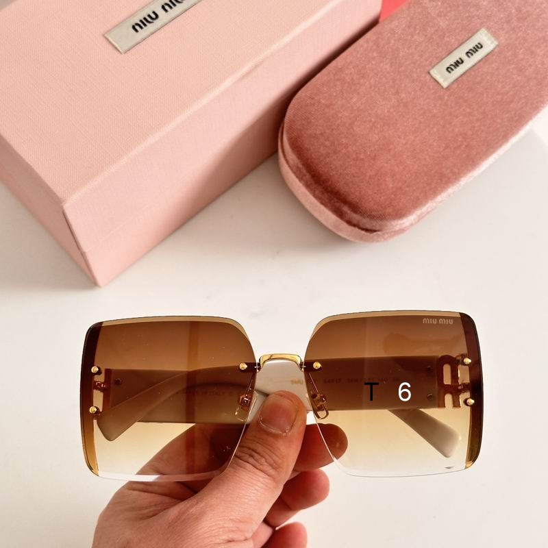 MiuMiu SMU78V 64 17-140 e07