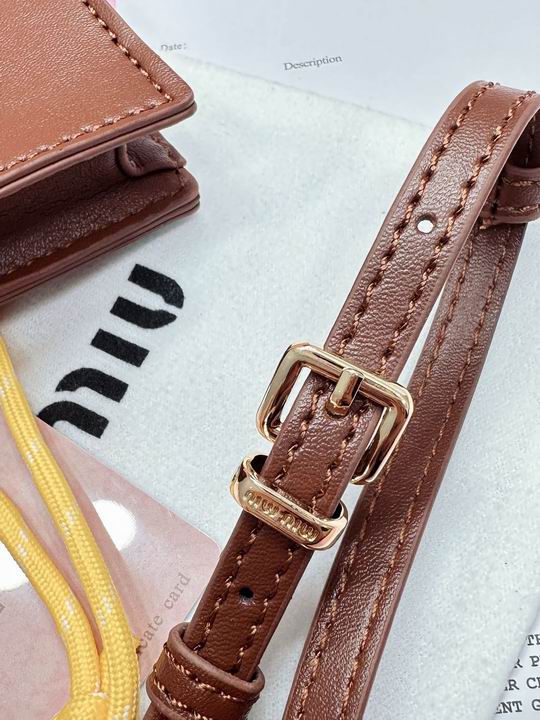 Miumiu Keyring 12lyh10 (8)