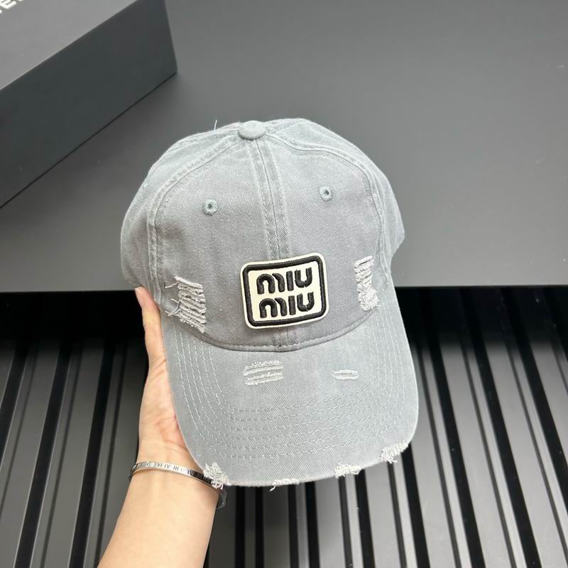 Miumiu cap dx (18)