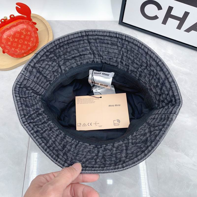Miumiu hat dx (55)