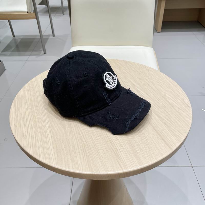Moncler cap (100)
