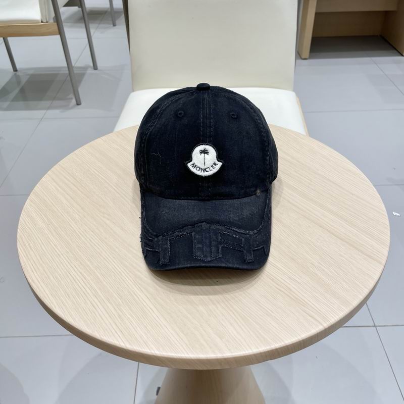 Moncler cap (30)