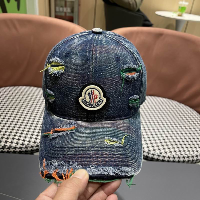 Moncler cap (38)
