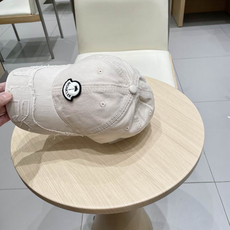 Moncler cap (5)