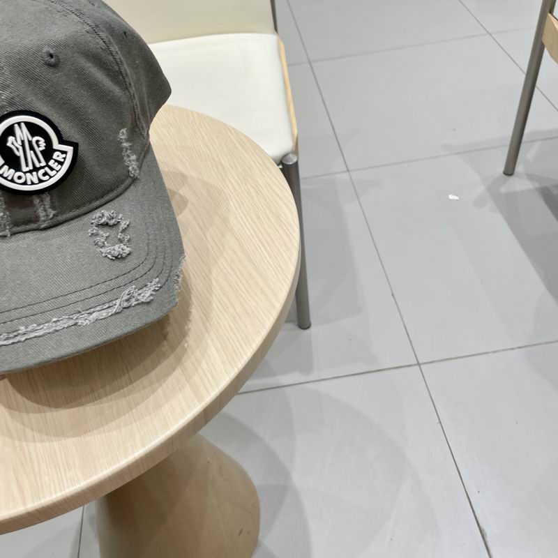Moncler cap (81)
