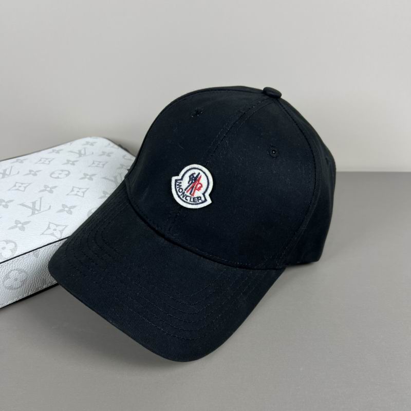 Moncler cap dx (7)