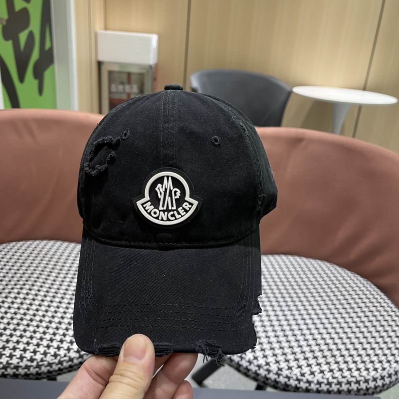 Moncler hat (106)