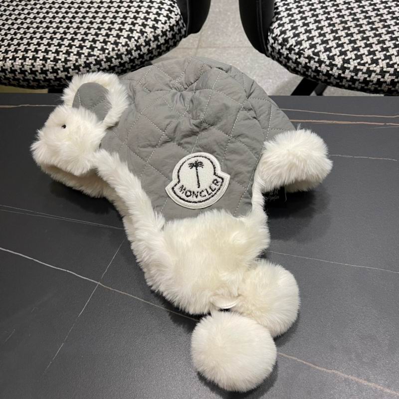 Moncler hat (40)