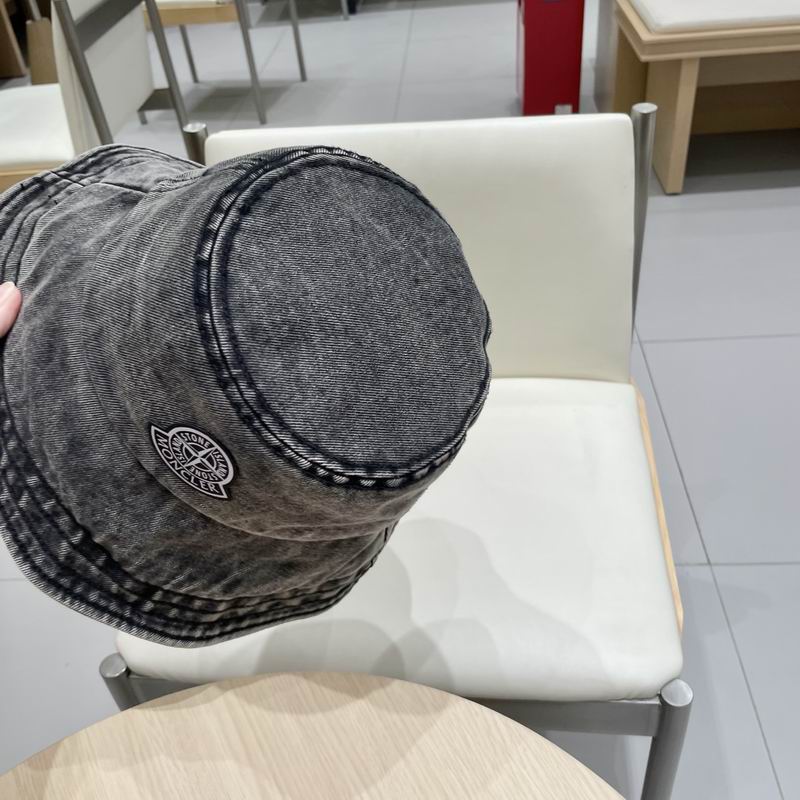 Moncler hat (41)