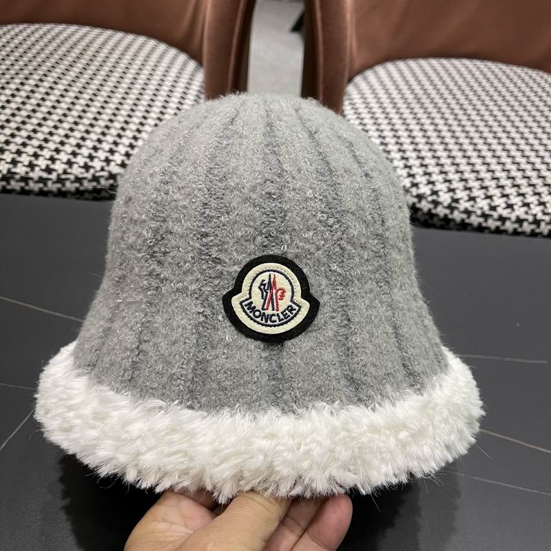 Moncler hat (75)