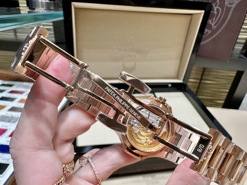 Patek Philippe 35.2mm 04 (2)