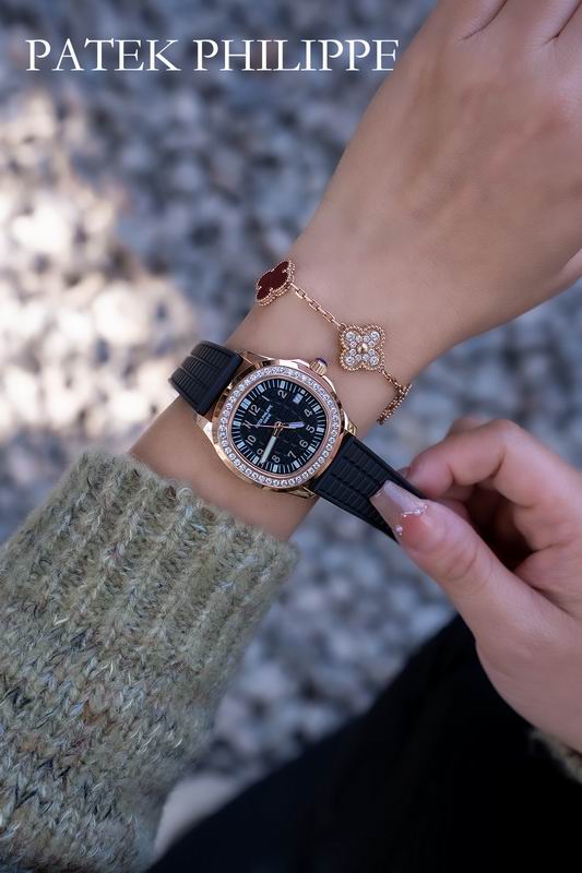 Patek Philippe 35.6mm 06 (3)