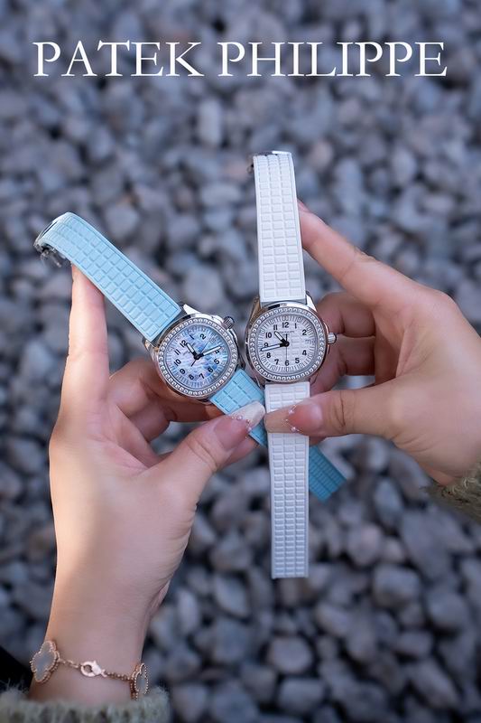 Patek Philippe 35.6mm 06 (5)