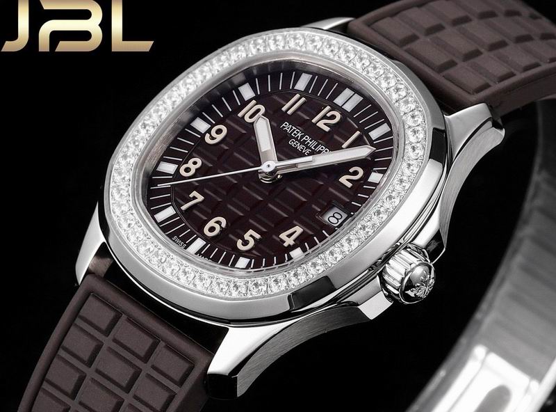 Patek Philippe 35.6mm 17 (7)