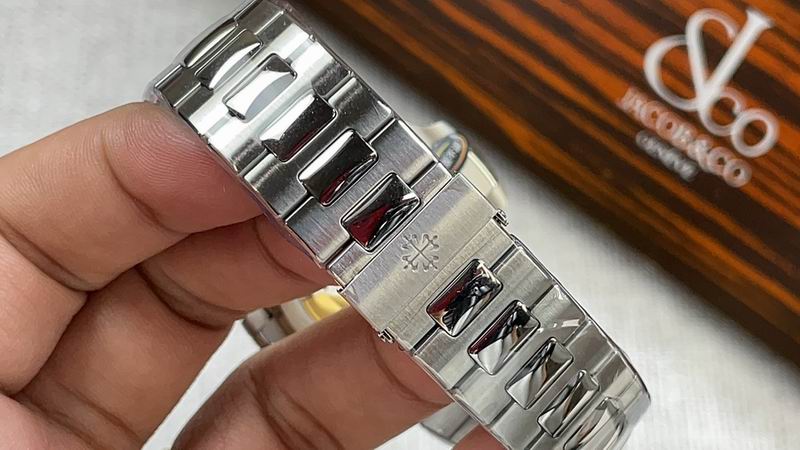 Patek Philippe watch 77 (1)