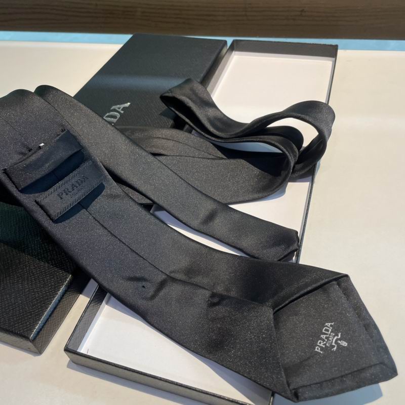 Prada Tie hm (5)