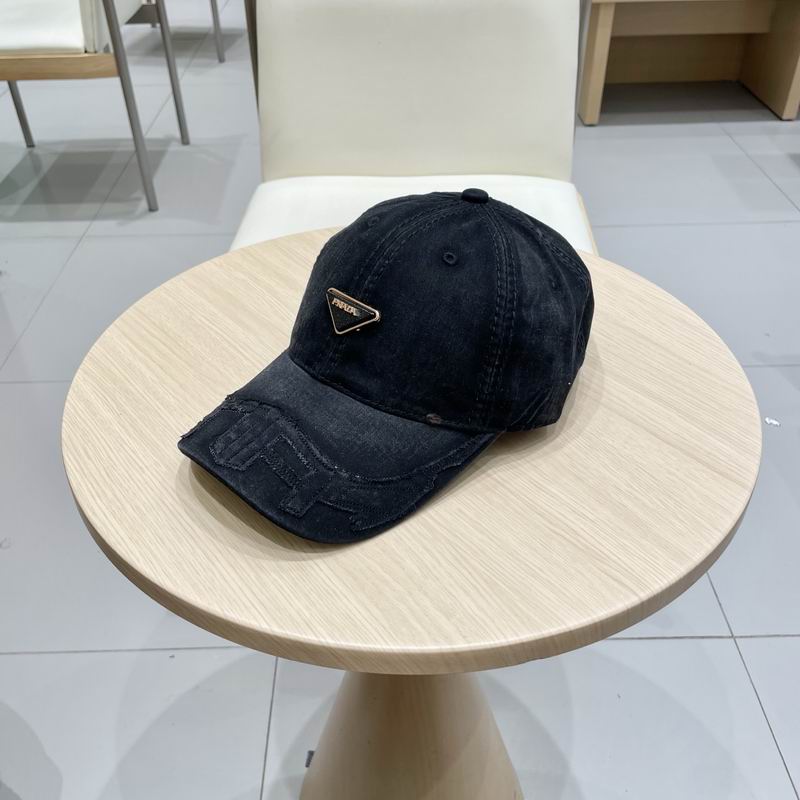 Prada cap (58)