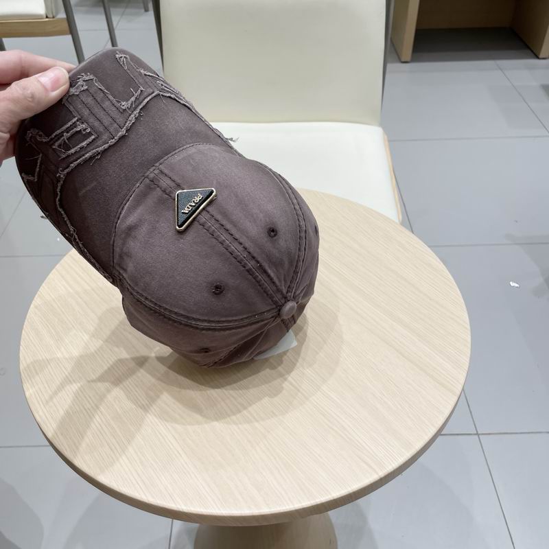 Prada cap (62)