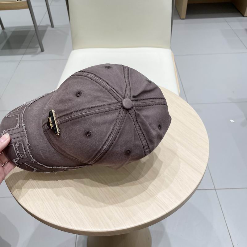 Prada cap (63)