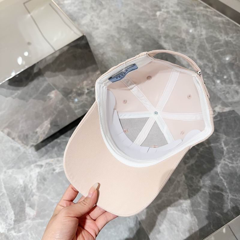 Prada cap dx (10)