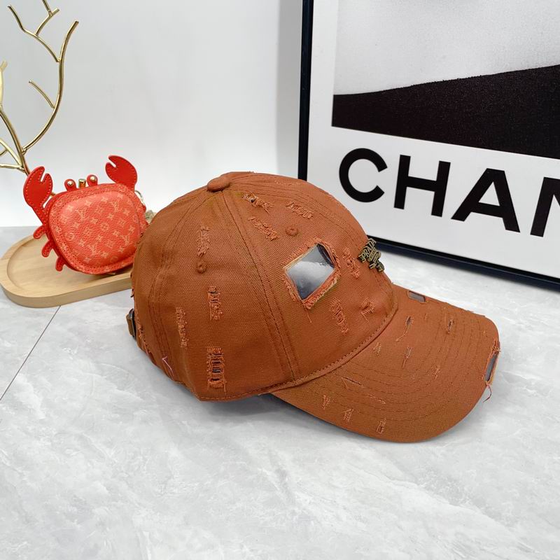 Prada cap dx (40)
