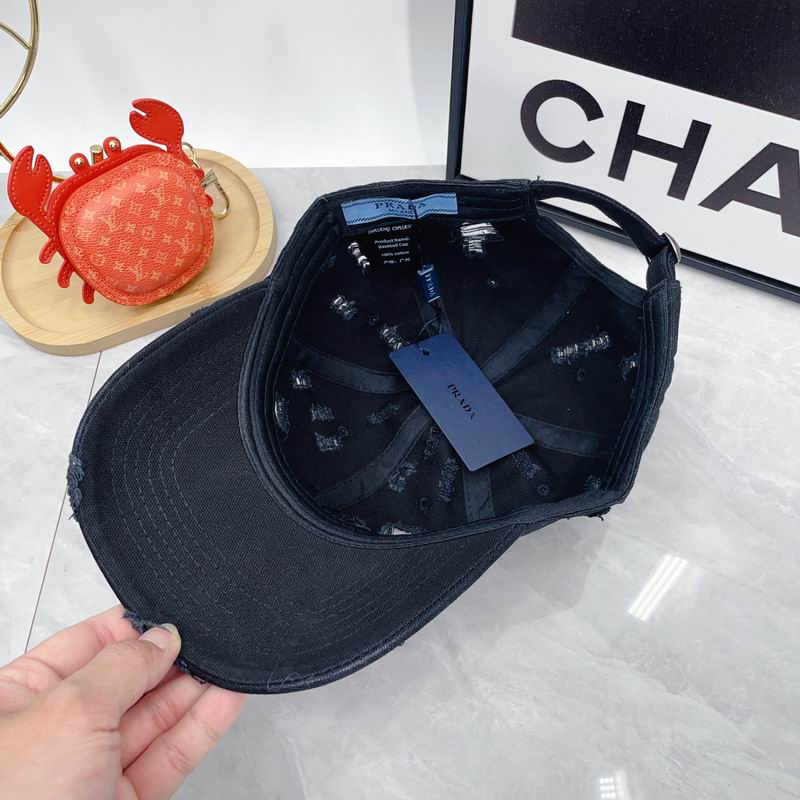 Prada cap dx (65)