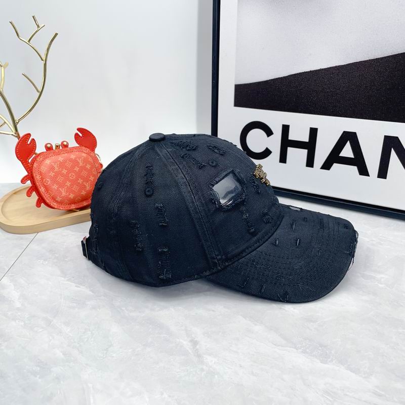 Prada cap dx (67)