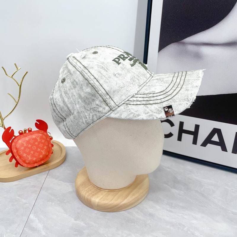 Prada cap dx (98)