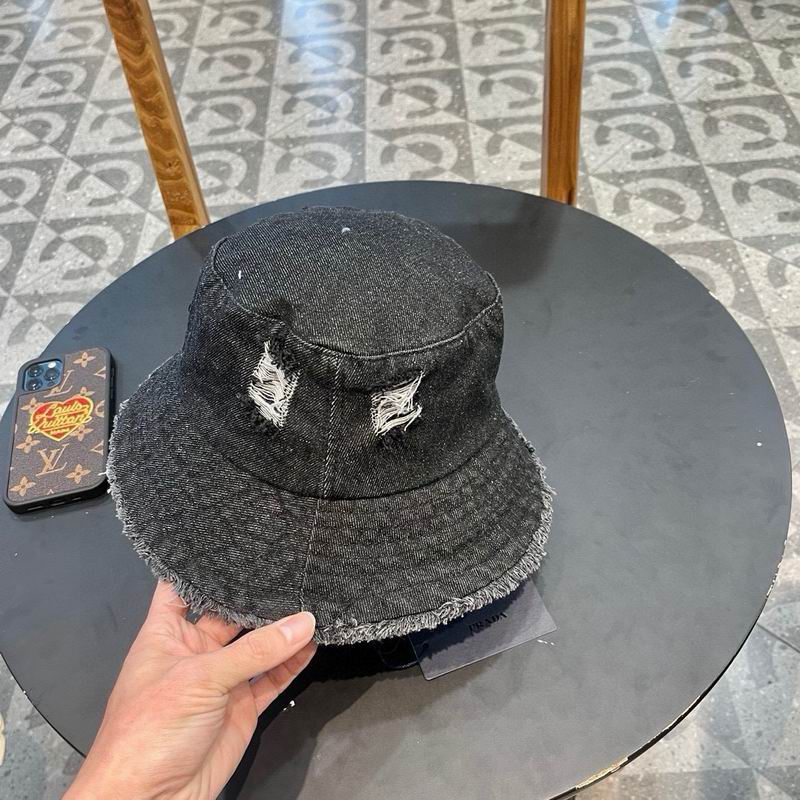 Prada hat (24)